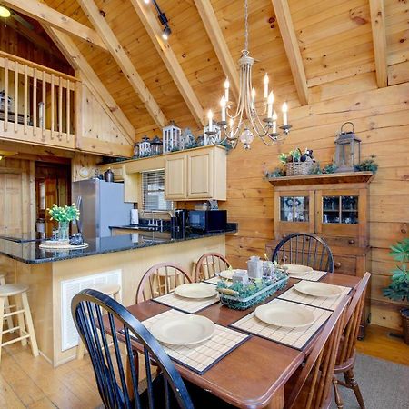 Smoky Mountains Cabin With Hot Tub, Deck And Views! Sevierville Exteriér fotografie