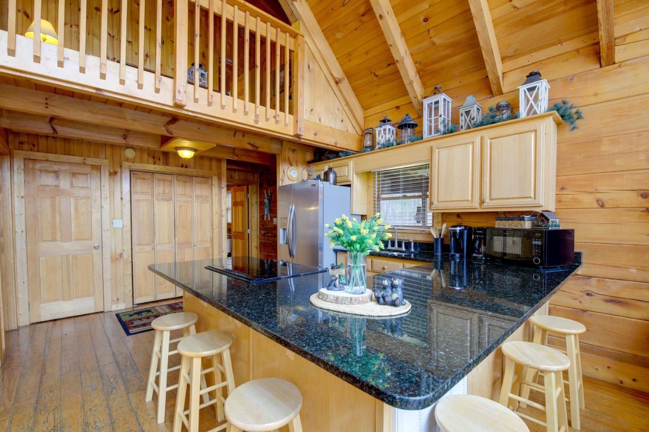 Smoky Mountains Cabin With Hot Tub, Deck And Views! Sevierville Exteriér fotografie