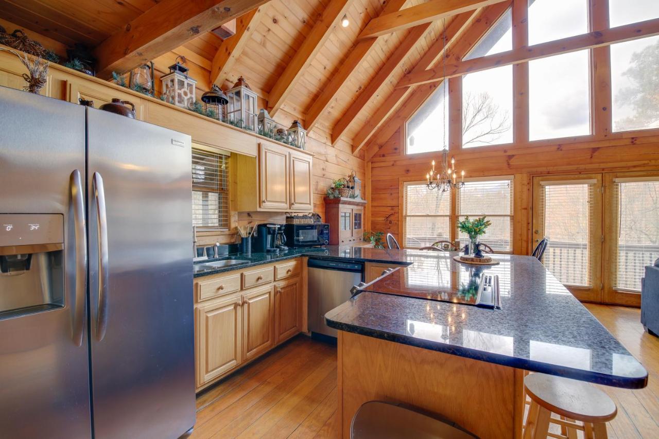 Smoky Mountains Cabin With Hot Tub, Deck And Views! Sevierville Exteriér fotografie